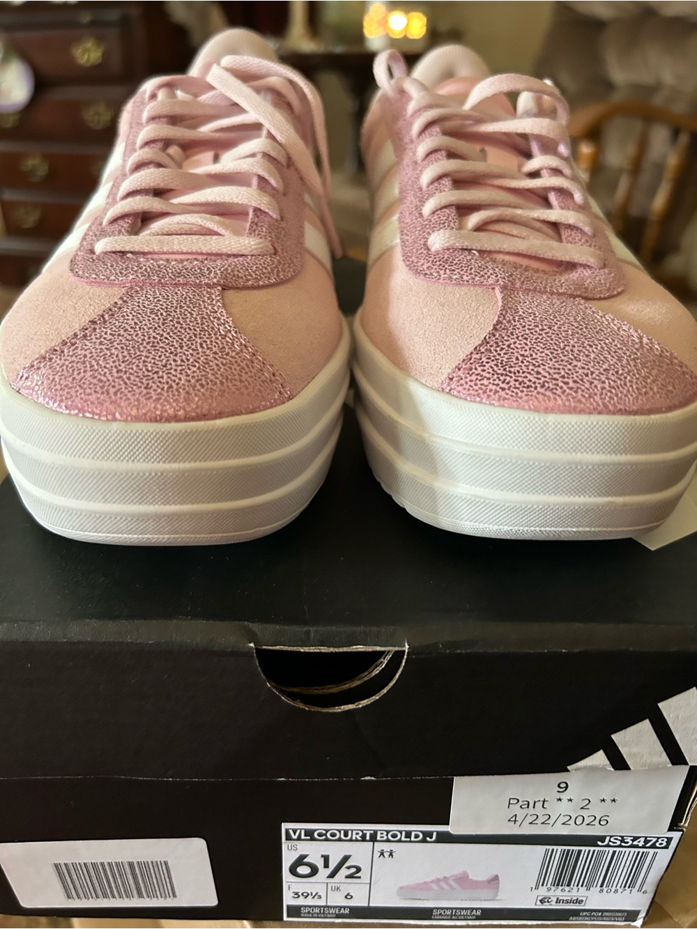 adidas Women’s Light Pink Platform Sneakers with White Stripes size 6.5, new - Picture 2 of 6